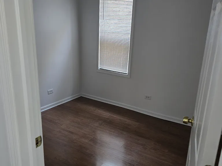 55 Chicago Ave #2 — Photo 6