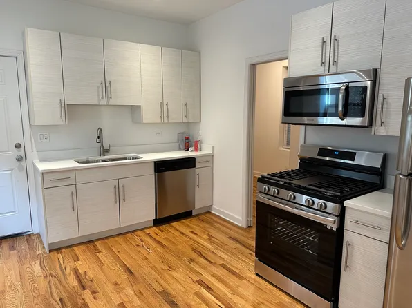 1452 N Greenview Ave APT 1F, Chicago, IL 60642