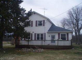 452 W Hobbs Rd, Delton, MI 49046