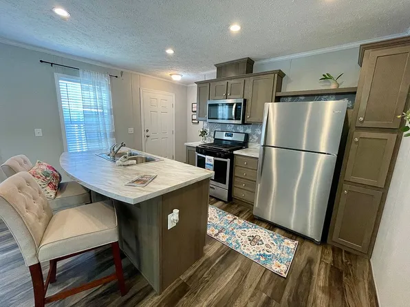 333 E Lakewood Blvd #282, Holland, MI 49424