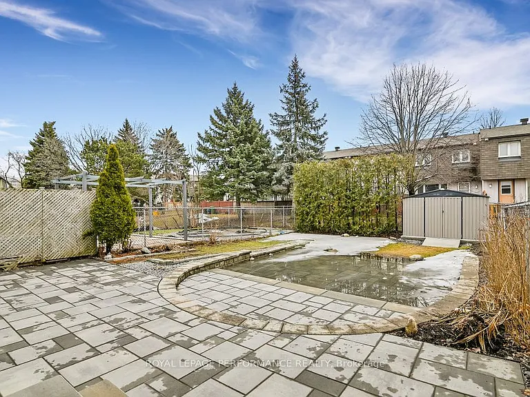 1286 Cedarcroft Cres — Photo 30
