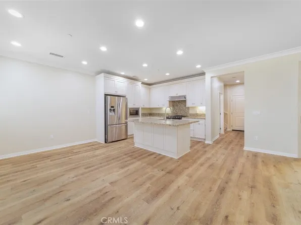 205 Mayfair, Irvine, CA 92620