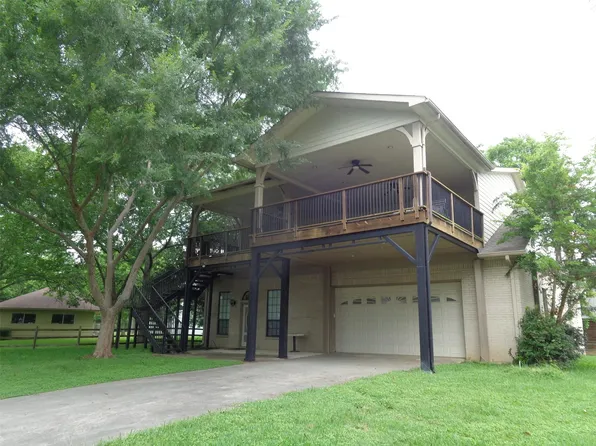 259 Indian Falls Ln, Livingston, TX 77351