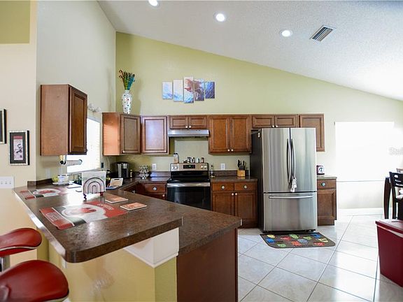 2nd image of 4018 Oak Preserve Dr