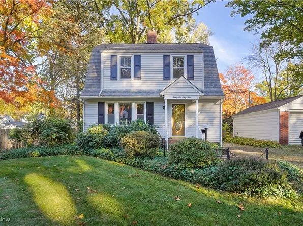 2663 Owaisa Rd, Cuyahoga Falls, OH 44221