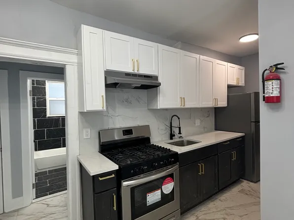 592-594 Irvine Turner Blvd #4, Newark, NJ 07112