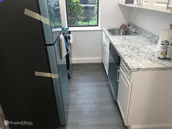 5th image of 3716 65th St APT 1H