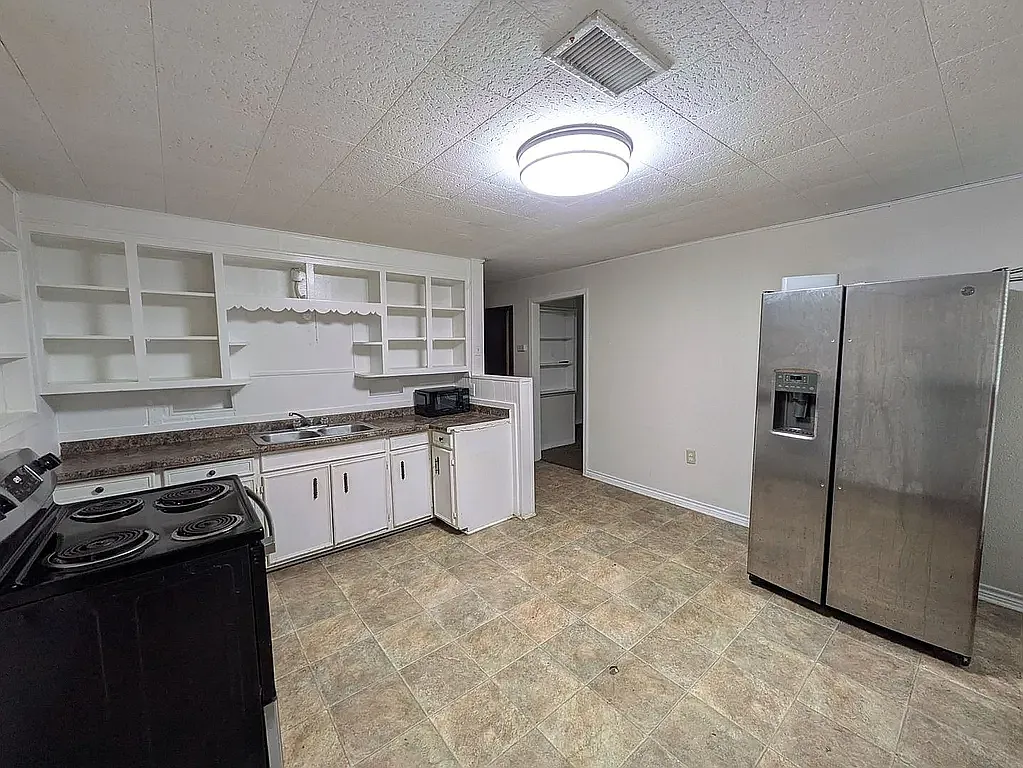 3 bed, 1188 sqft, $1,200 — Photo 3