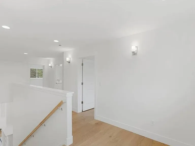 2799 NW Romancier Dr — Photo 27