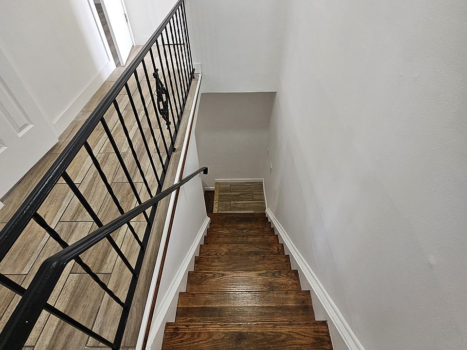 From Foyer to 2nd Floor