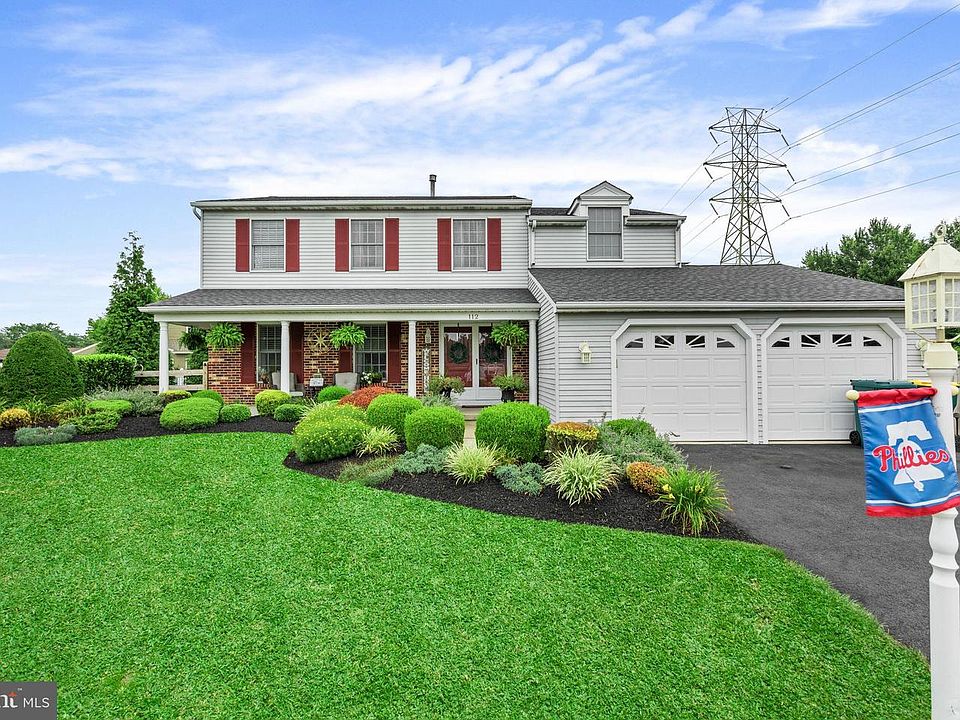 1st image of 112 Carmen Ln