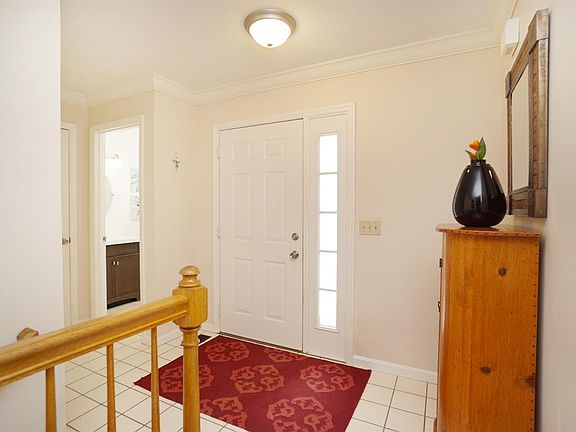 4th image of 5026 Bristol Ct