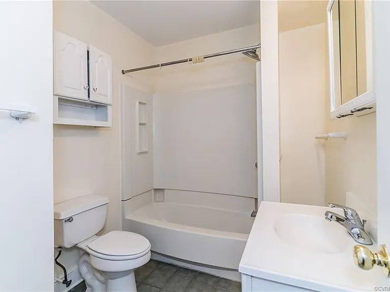 918 Norton St #1 — Photo 3
