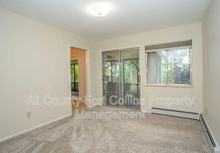 508 Louise Ln — Photo 18