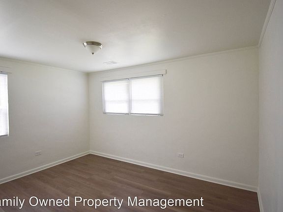 4th image of 103 Bradford Ct