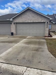 16131 Blue Spruce Ln, Clinton Township, MI, 48035
