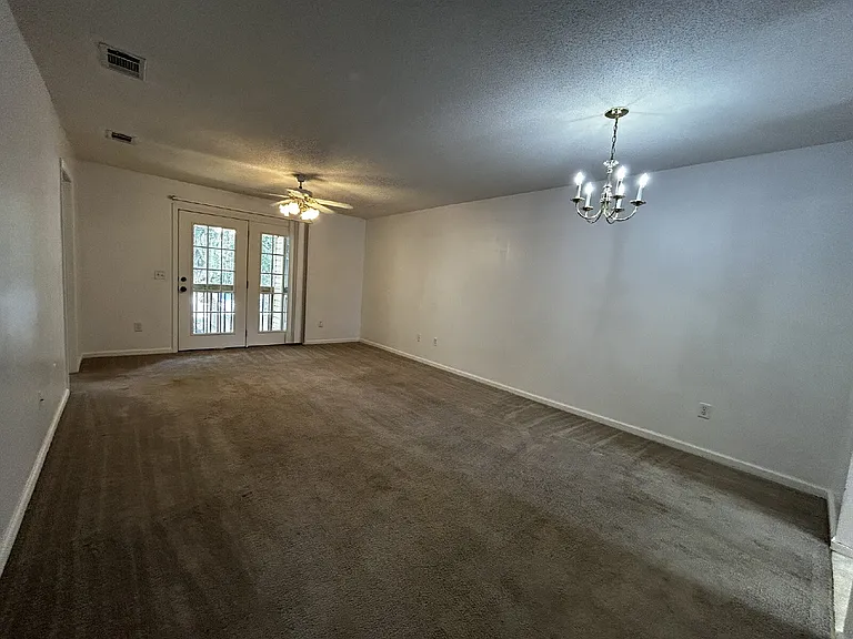 101 Hall St #224 — Photo 3
