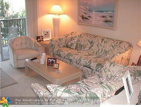 4th image of 2601 NE 14th St APT 222