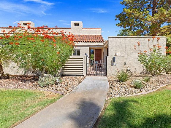 3rd image of 128 Desert West Dr
