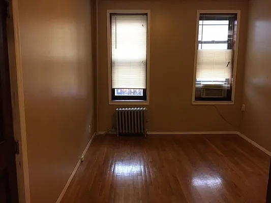 Rented by Francis Castoria LREB | media 10