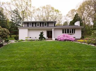 525 Country View Dr, Warwick, RI 02886