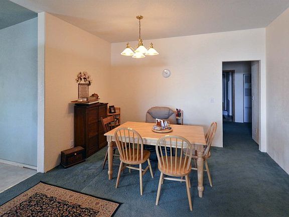 4th image of 54 N Hussey St