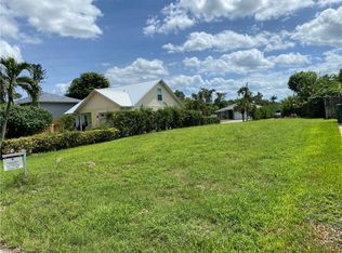 1258 Solana Rd LOT 6, Naples, FL 34103