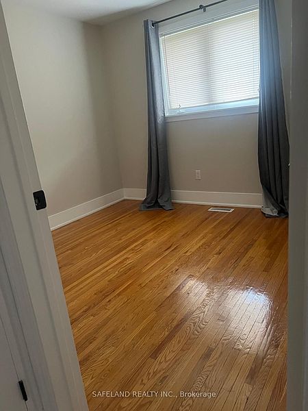 Ajax House for rent - 4 Bedrooms — photo 8