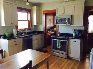 154 Plympton St #1, Waltham, MA 02451