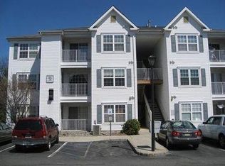 932 Waterford Dr, Edison, NJ 08817