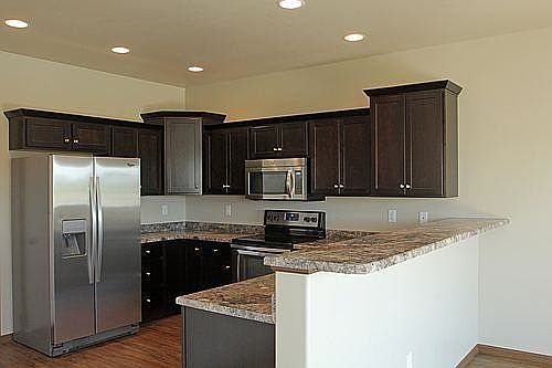 3rd image of 1362 Whipple Ct