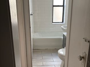 2032 N Milwaukee Ave #209, Chicago, IL 60647