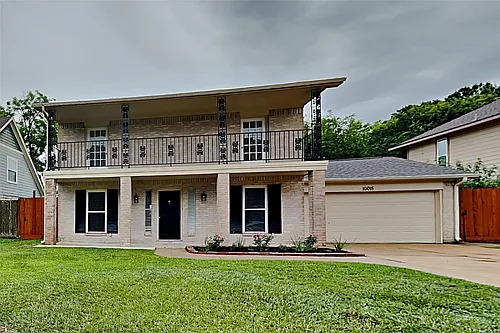 10015 Rippling Fields Dr Photo 1