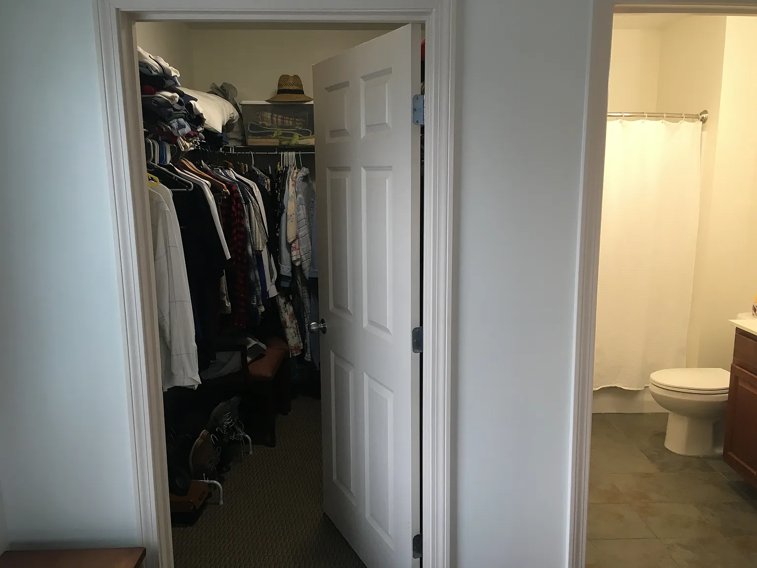 2 bed, 928 sqft, $2,400 — Photo 4