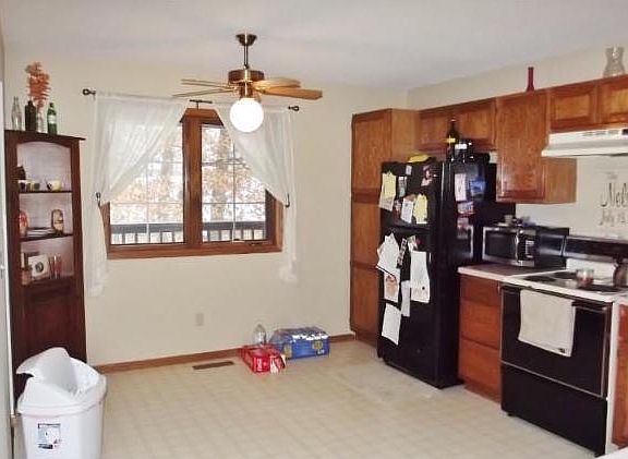 3rd image of 810 98th Ave NW APT 204