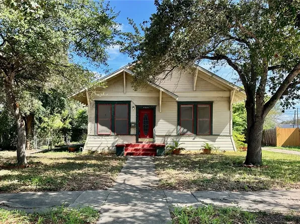 518 E Kenedy Ave, Kingsville, TX 78363