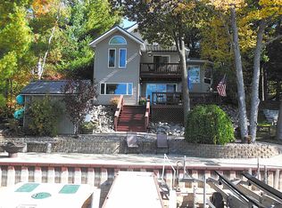 284 Hillcrest Ave, Harrison, MI 48625