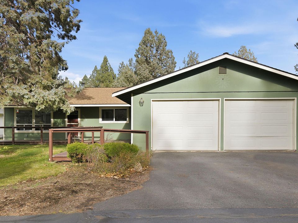 1st image of 20754 Canterbury Ct