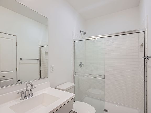 5th image of 7860 N 79th Dr