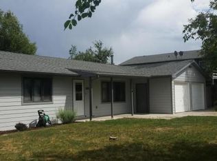 1002 Buckskin Dr, Gillette, WY 82716