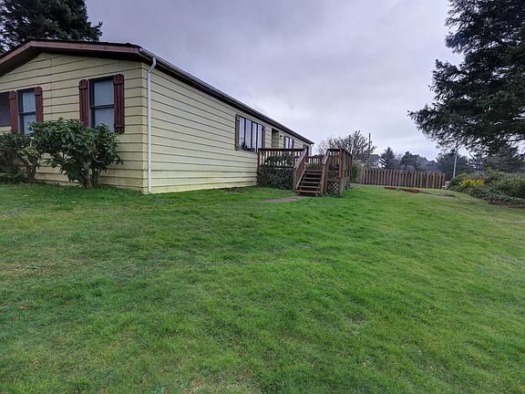 4th image of 138 NE 57th St