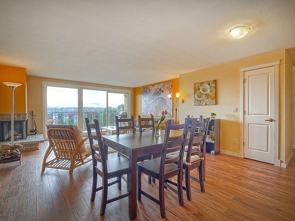 4th image of 1818 Bigelow Ave N APT 303