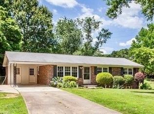 2032 Glynbrook Dr, Tucker, GA 30084