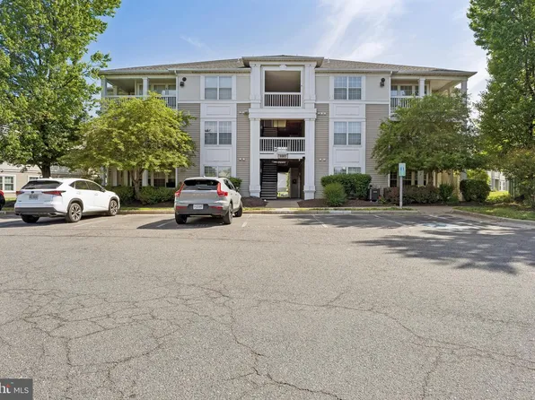 8103 Lacy Dr, Manassas, VA 20109
