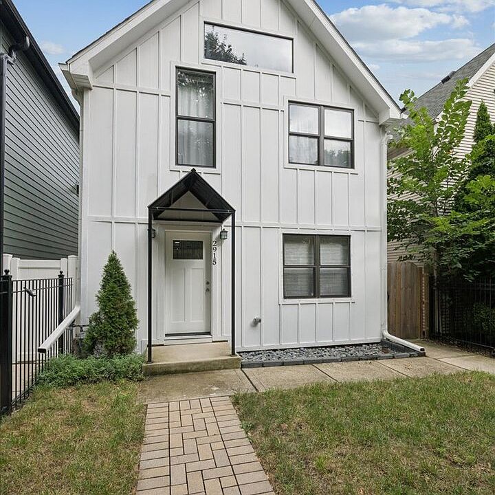 1st image of 2915 N Rockwell St