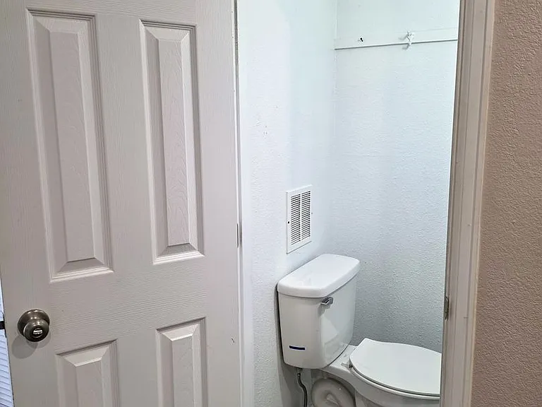 486 Tracy Dr #3 — Photo 11