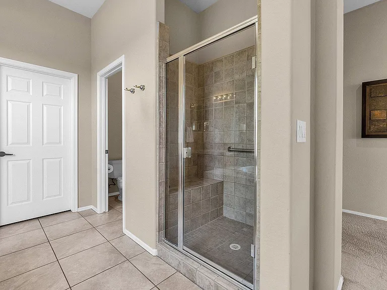 1715 W Ainsworth Dr — Photo 32