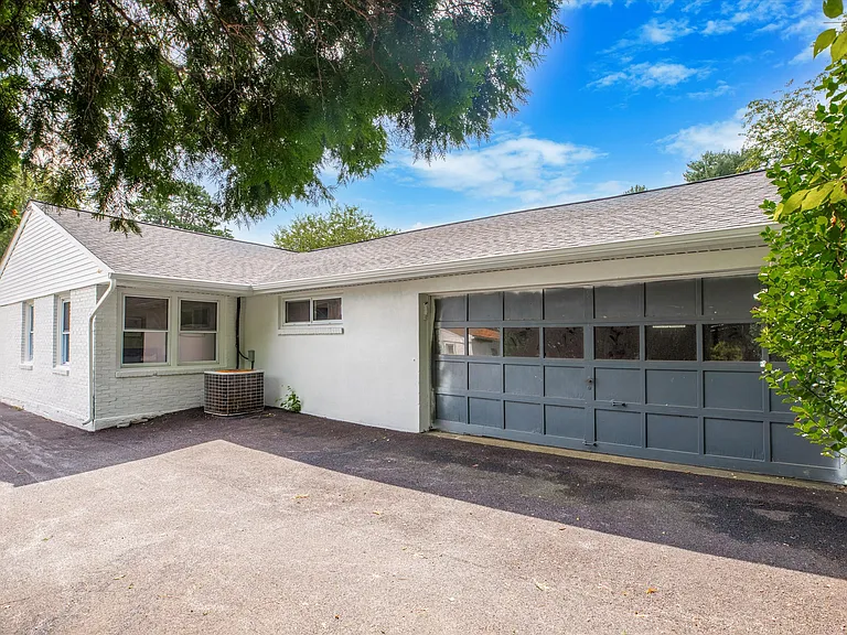 104 Furlong Ave — Photo 66