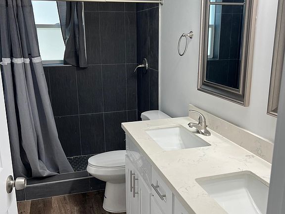 3rd image of 18321 Malden St #9