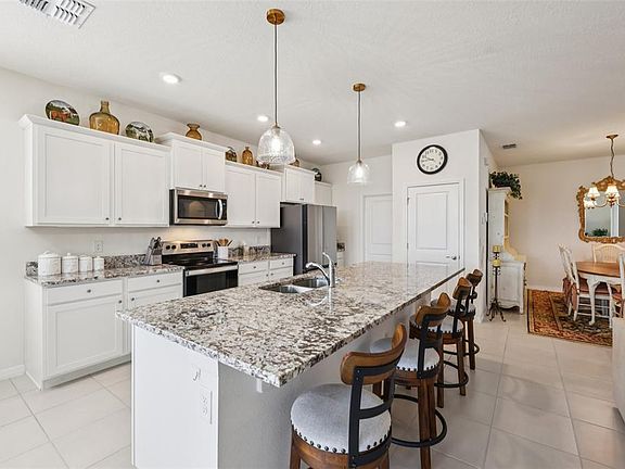 5th image of 6208 SW 93rd Loop